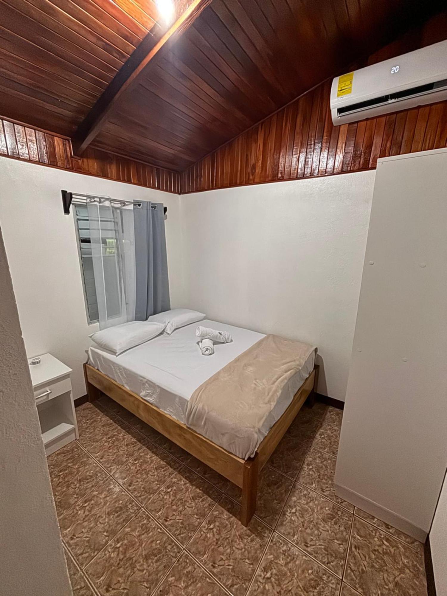 Apartamentos Maily La Fortuna Bagian luar foto