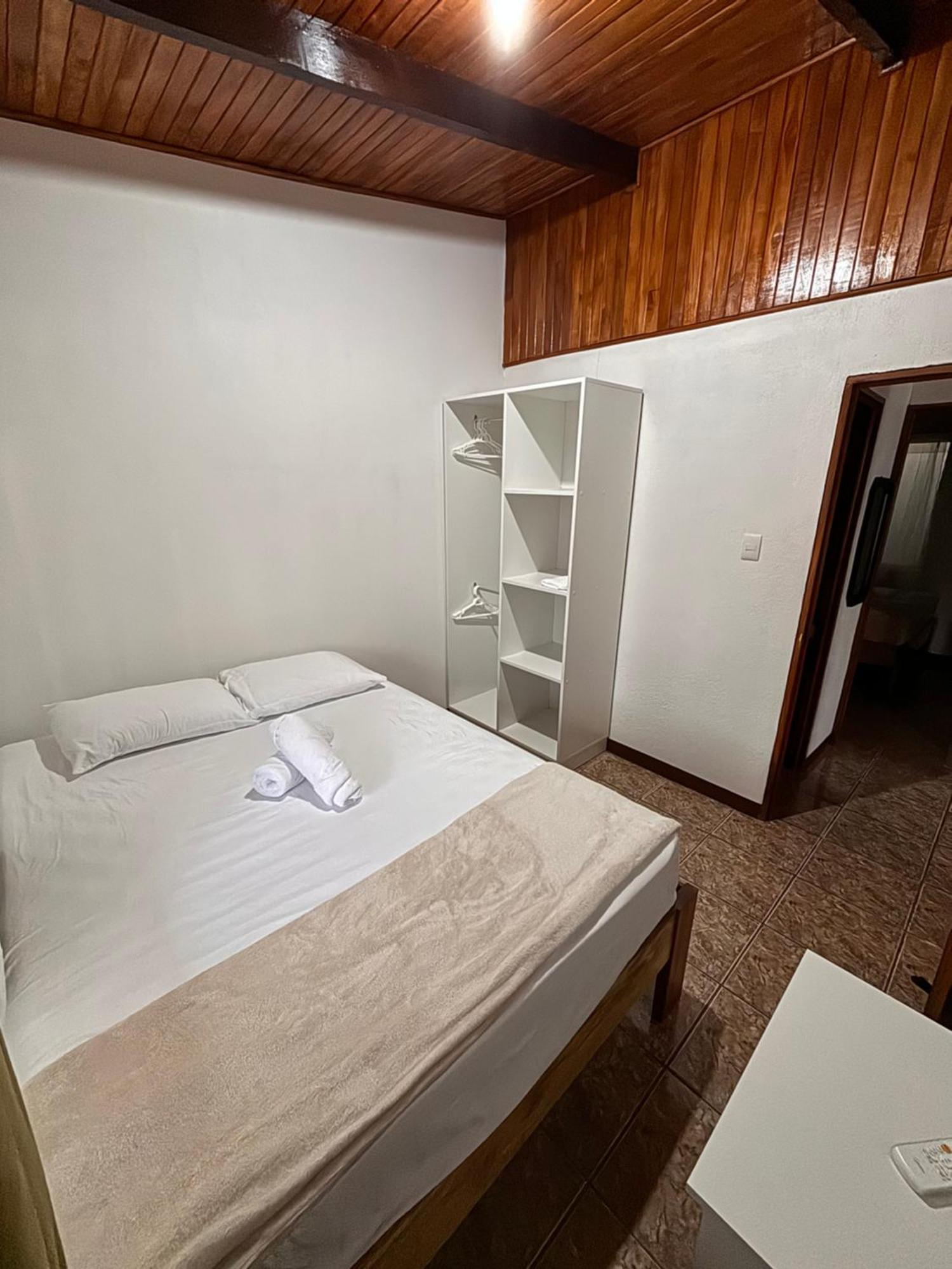 Apartamentos Maily La Fortuna Bagian luar foto